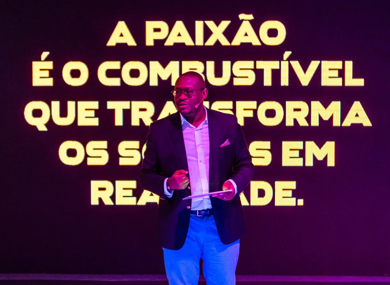Os Visionários launch event speaker